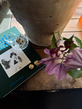 Load image into Gallery viewer, mary earring