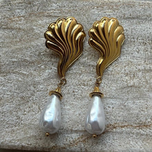 Load image into Gallery viewer, ericha pearl drop earring