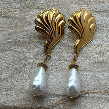 Load image into Gallery viewer, ericha pearl drop earring