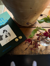 Load image into Gallery viewer, mary earring