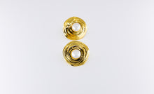 Load image into Gallery viewer, ODETTE pearl earring