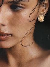 Load image into Gallery viewer, ELLIE earring