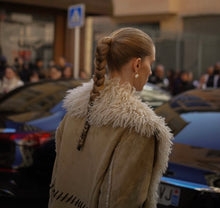 Load image into Gallery viewer, HANNAH pearl earring