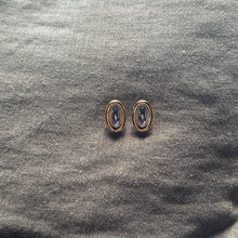 Load image into Gallery viewer, ash earring