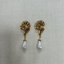 Load image into Gallery viewer, ericha pearl drop earring