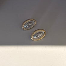 Load image into Gallery viewer, ash earring