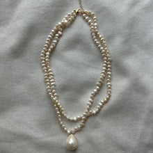 Load image into Gallery viewer, lyla pearl necklace
