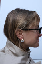 Load image into Gallery viewer, caroline earring
