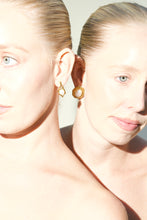 Load image into Gallery viewer, jamie earring
