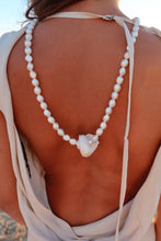 Load image into Gallery viewer, brit pearl necklace
