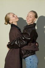 Load image into Gallery viewer, dahlia pearl earring
