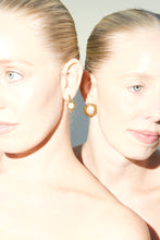 Load image into Gallery viewer, jamie earring
