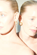 Load image into Gallery viewer, jamie earring
