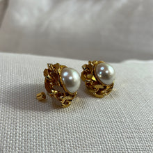 Load image into Gallery viewer, liang vintage earring
