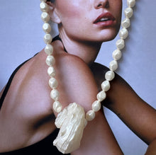 Load image into Gallery viewer, brit pearl necklace
