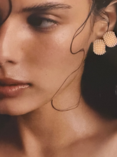 Load image into Gallery viewer, ellie earring
