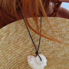 Load image into Gallery viewer, ana necklace
