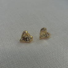Load image into Gallery viewer, victoria heart earring
