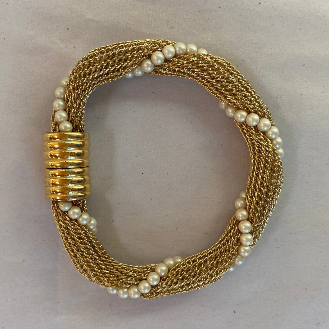 bowtique pearl vintage bracelet
