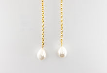 Load image into Gallery viewer, gold and pearl neck scarf
