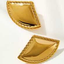 Load image into Gallery viewer, camielle earring
