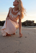 Load image into Gallery viewer, the shore necklace
