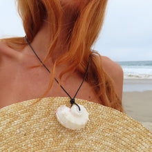 Load image into Gallery viewer, ana necklace
