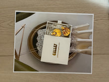 Load image into Gallery viewer, olivia earring
