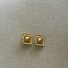Load image into Gallery viewer, ady vintage earring
