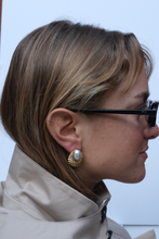 Load image into Gallery viewer, grannychic earring

