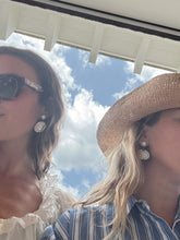 Load image into Gallery viewer, avalon earring
