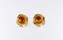 Load image into Gallery viewer, kristin pearl earring
