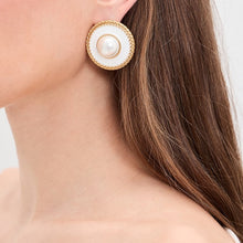 Load image into Gallery viewer, Sara earring
