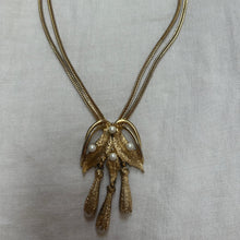 Load image into Gallery viewer, Palm beach vintage necklace
