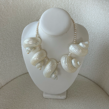 Load image into Gallery viewer, capri shell necklace
