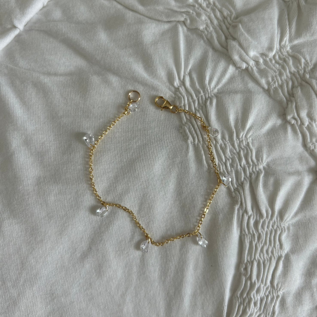 mackenna chain bracelet