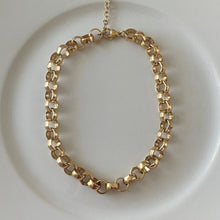 Load image into Gallery viewer, margaret chain necklace
