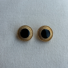 Load image into Gallery viewer, vernazza vintage stud earring
